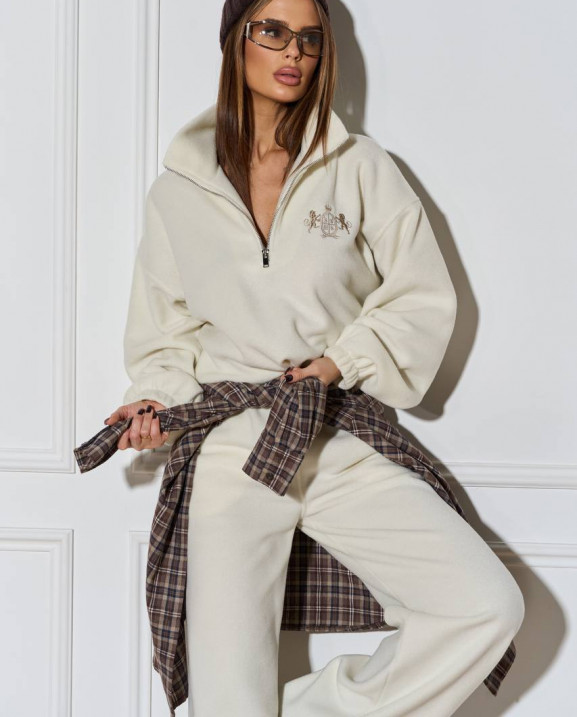 103 Спортивний костюм з поларфлісу на стойці з вишивкою